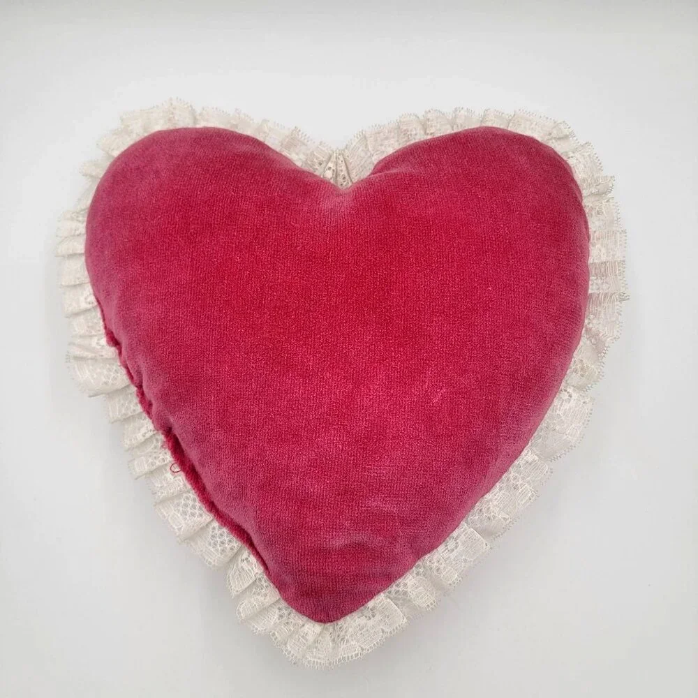 Vtg 80s Heart-Shaped dusty pink  Velvet Pillow With Cream/white Lace Trim